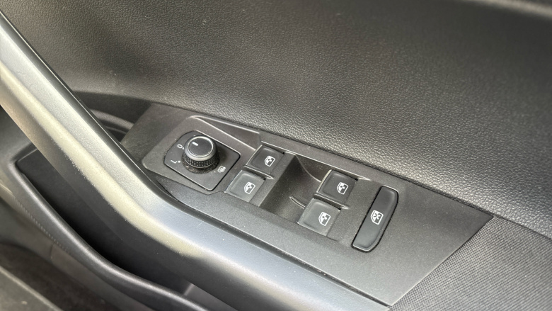 Volkswagen Polo 1.0 75 SE 5dr Petrol Hatchback